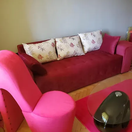 Apartment романтично място ани