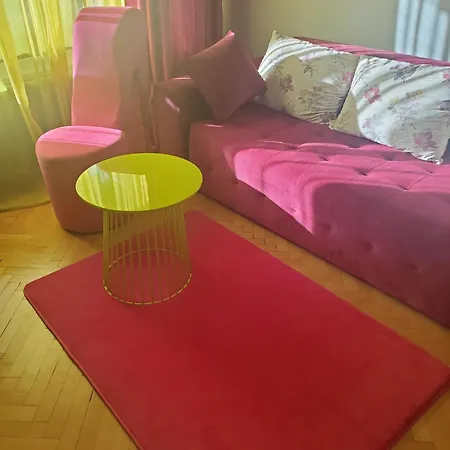 Apartment романтично място ани